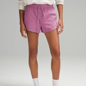 NWT Lululemon Inner Glow Short Size 6